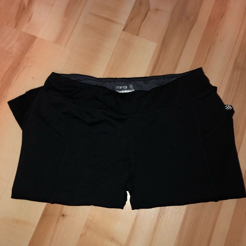 Black leggings